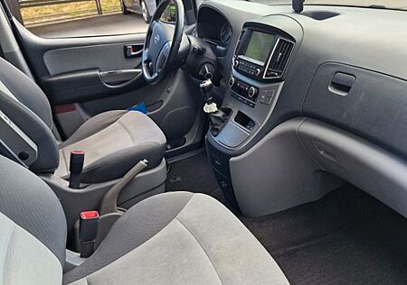 Hyundai H-1