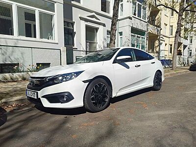 Honda Civic 1.5 VTEC TURBO Executive