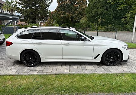 BMW 520i Touring M Sport ,Voll Digitales Cockpit