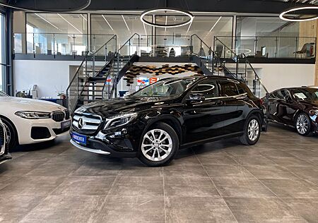 Mercedes-Benz GLA 200 7G-DCT Style *NAVI*XENON*SHZ*TEMPOMAT*