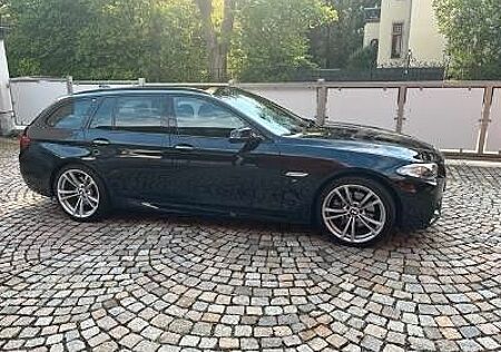 BMW 535d xDrive Touring M Head-Up Soft-Close