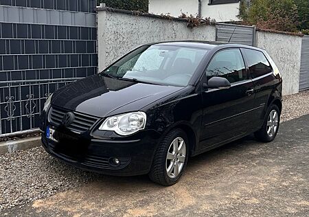 VW Polo Volkswagen 1.4 United United, *TÜV NEU*