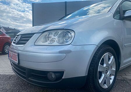 VW Touran Volkswagen 2.0 TDI 7 Sitzer****