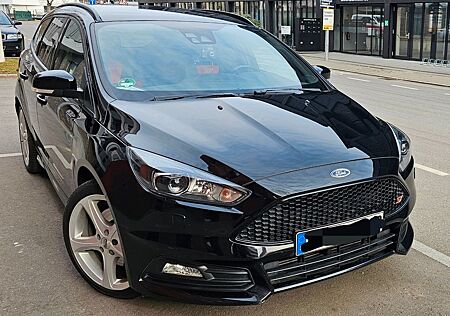 Ford Focus 2,0 EB ST Leder-Sport-Paket Turnier ST