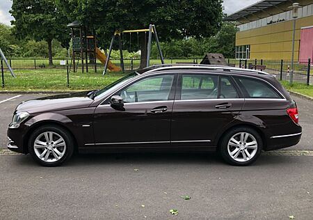 Mercedes-Benz C 220 T CDI BlueEfficiency Avantgarde