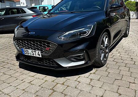 Ford Focus 2,3 EcoBoost ST Styling-Paket ST Styli...
