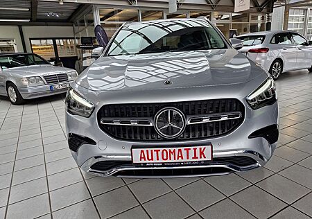 Mercedes-Benz GLA 200 RFK LED Progressive Line Advanced