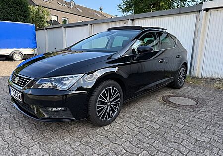 Seat Leon 2.0 TDI Carplay Panorama Xcellence DSG ..