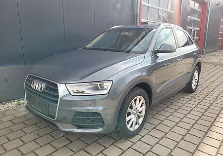 Audi Q3 2.0 TDI quattro Leder Panorama Xenon