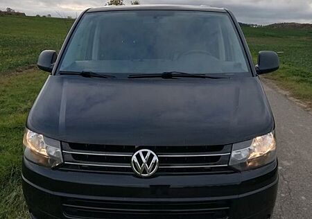 VW T5 Caravelle Volkswagen 2.0tdi 75kw 138.000km