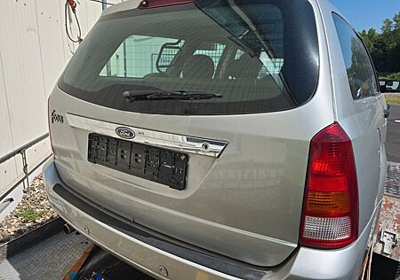 Ford Focus 1.8 Ghia Ghia
