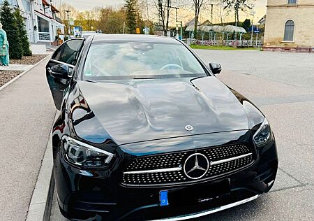 Mercedes-Benz E 300 Mercedes Benz E-300e, AMG/Design O/HUD/Burmester