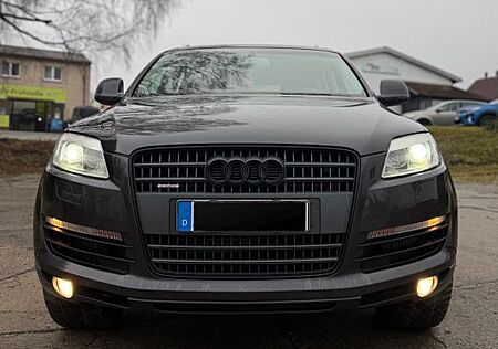 Audi Q7 3.0 TDI (DPF) quattro tiptronic -