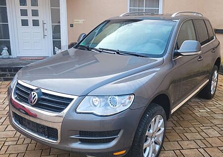 VW Touareg Volkswagen 3.0 V6 TDI Tiptronic BlueMotion Blue...