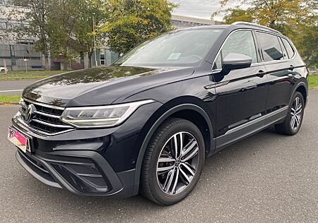 VW Tiguan Allspace gebraucht kaufen VW Tiguan Allspace Volkswagen Life*Panorama*Head Up*19Zoll*ACC