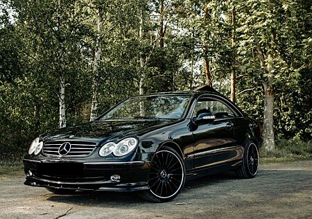 Mercedes-Benz CLK 200 KOMPRESSOR AVANTGARDE Avantgarde