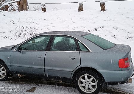 Audi A4 2.8, AHK, Klima ,Wertgutachten 7.4 t€