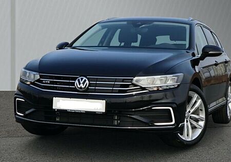VW Passat Variant Volkswagen GTE FACEL., AHK, Alcant., Garant.
