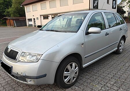 Skoda Fabia 1.4 16V Elegance HU 5/27 KLIMA SHZ PDC