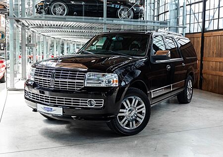 Lincoln Navigator L LONG LWB