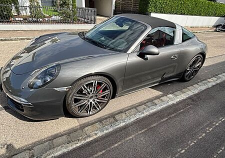 Porsche 911 Urmodell Targa 4S