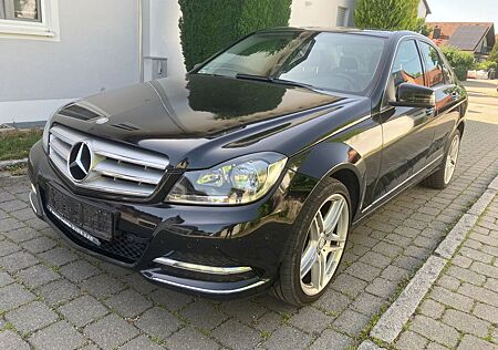 Mercedes-Benz C 220 CDI BlueEffic AVANTGARDE AMG NAVI AHK PDC