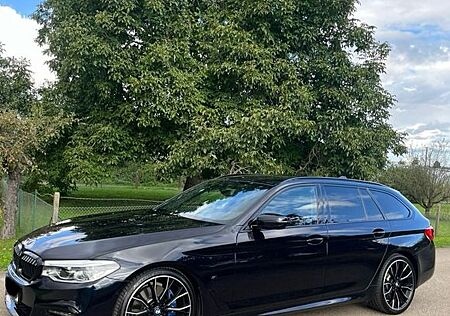 BMW 530d Touring M-Paket, HUD, AHK, Adapt.-LED, Kam.