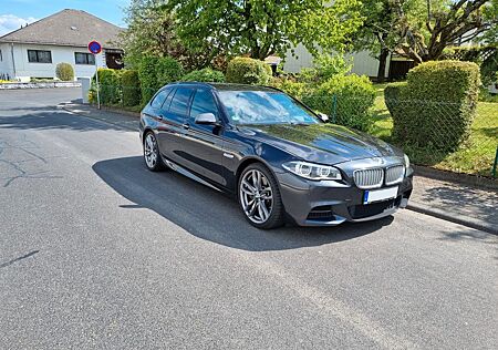 BMW M550d Touring, Standheizung, Bang & Olufsen, LED