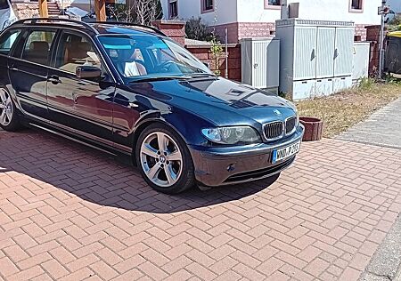 BMW 330d touring Edition Exclusive Edition Excl...
