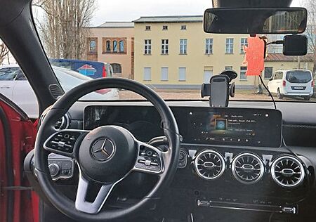 Mercedes-Benz A 180 d DCT -