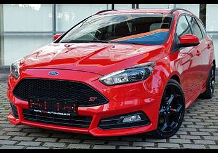 Ford Focus 2,0TDCi ST Leder-Exklusiv-Paket Turnier ST