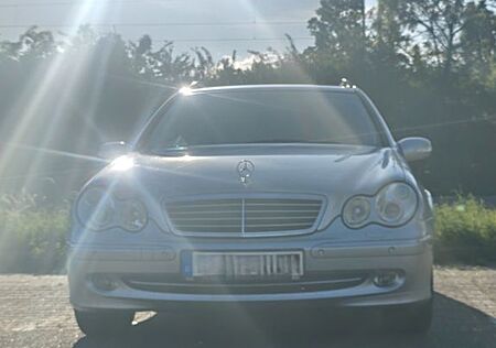 Mercedes-Benz C 180 KOMPRESSOR AVANTGARDE Avantgarde