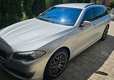 BMW 530d Touring F11