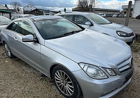 Mercedes-Benz E 350 E -Klasse Coupe CDI BlueEfficiency