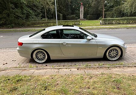 BMW 325i Coupé - Optische Augenweide mit nur 133.000