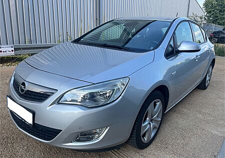 Opel Astra 1.4 Turbo Design Edition TÜV 07/27