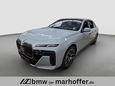 BMW 740 d xDrive MSport Cinema TV Iconic PanSkyDACH
