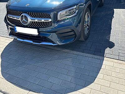Mercedes-Benz GLB 250 4MATIC AMG Line