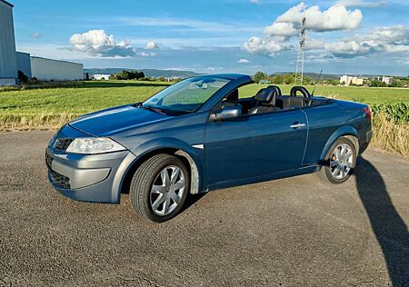 Renault Megane II Cabrio Karmann 1.6 16V 112 PS Karmann