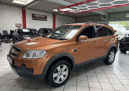 Chevrolet Captiva 2.4 4WD 7 SITZER LEDER PDC KLIMA
