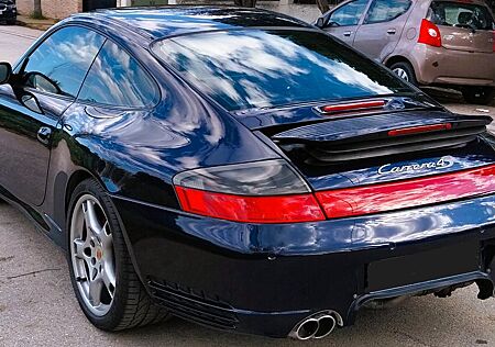Porsche 996 Carrera 4s