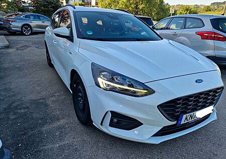 Ford Focus 2,0 ST-Line 150ps Turnier ACC/LED/