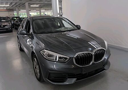 BMW 118iA ADVANTAGE * NAVIGATION * ALU * LED