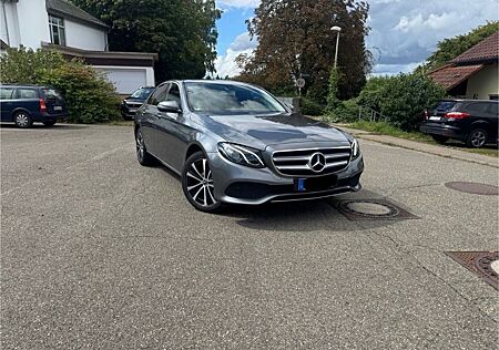 Mercedes-Benz E 200 Avantgarde GARANTIE