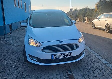 Ford C-Max 1,5 EcoBoost 110kW Titanium Titanium