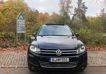 VW Touareg Volkswagen 3.0 V6 TDI Tiptronic Edition X BMT E...