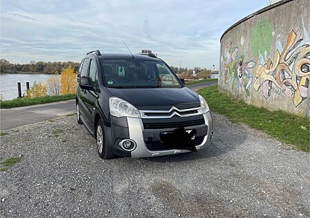Citroën Berlingo VTi 120 Multispace XTR !HU 11/27!