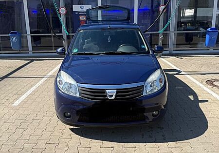 Dacia Sandero 1.6 MPI Lauréate Lauréate