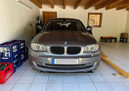 BMW 120d Sportfahrwerk, Leder, AU/HU neu