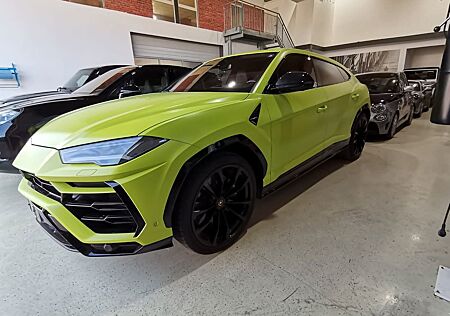 Lamborghini Urus 4.0 V8**VERDE SCANDAL MATT**23"*CARBON*